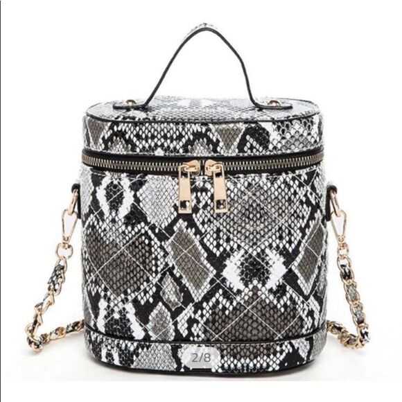 Snake Print Bucket Bag‎ - Picture 1 of 2